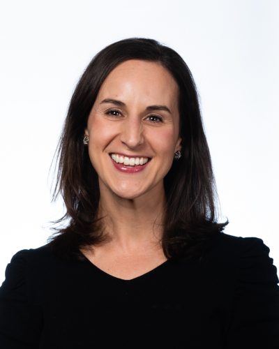 Laura Lashbrook Colby, Senior Division Director at Beacon Hill Associates, a division of Beacon Hill, a leading staffing and consultation firm. Laura leads with a focus on delivering top-tier staffing solutions, connecting skilled professionals with companies across a wide range of administrative and corporate support roles.